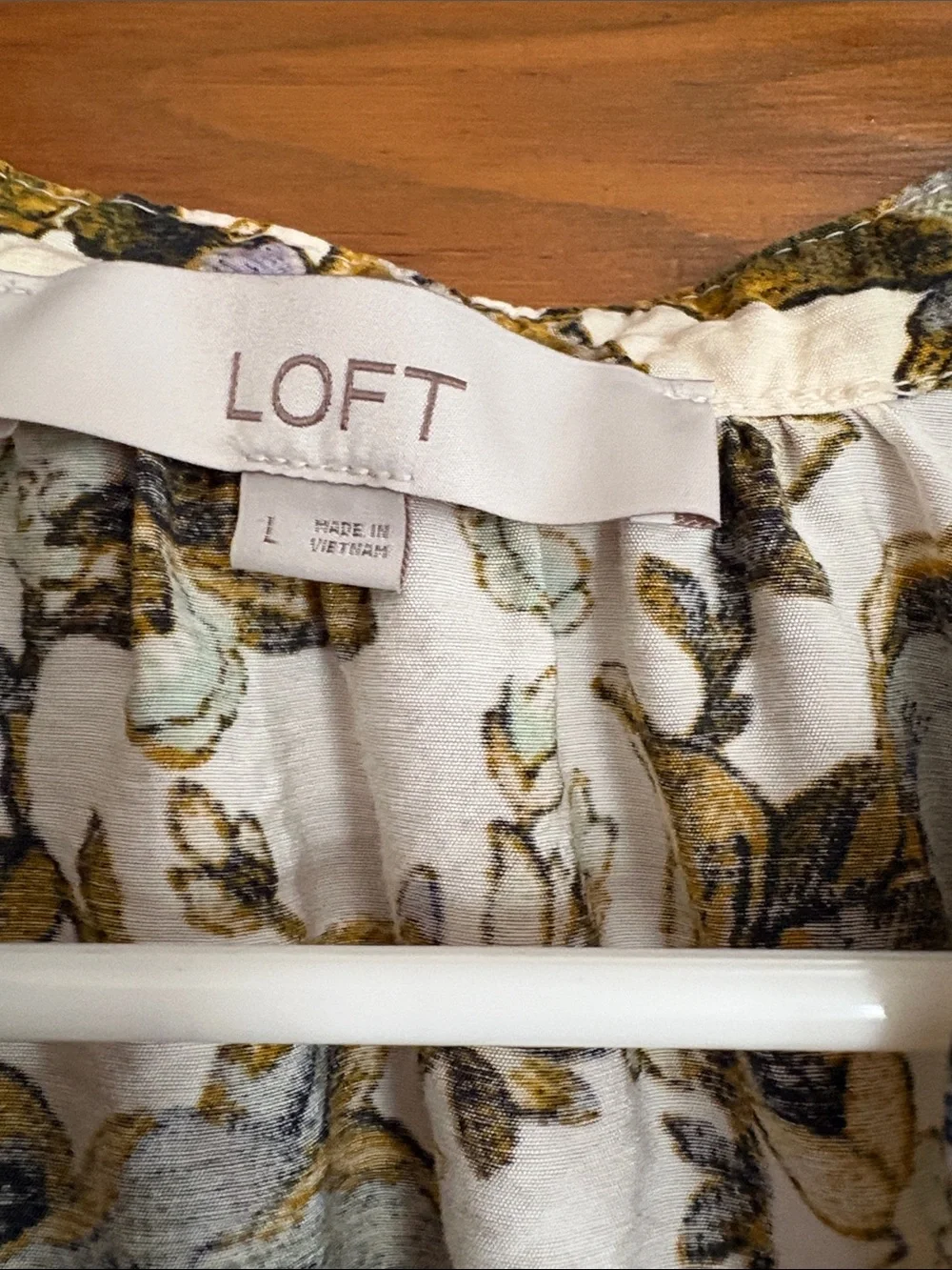 LOFT Cream Floral V-Neck Blouse with Puff Sleeves